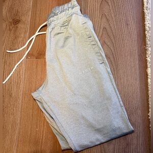NVGTN joggers size small